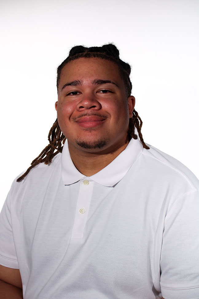 Headshot of Eian Torres